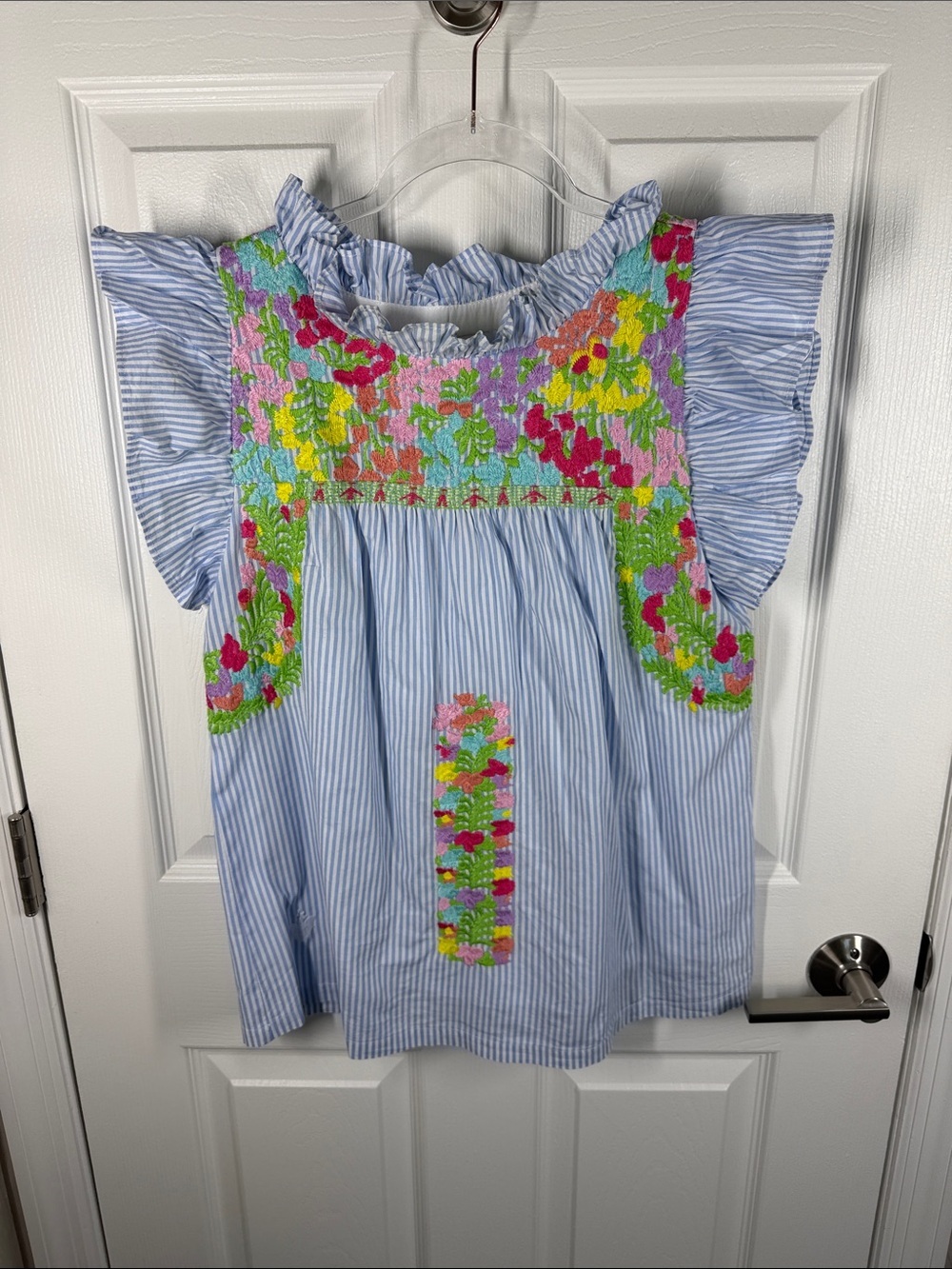 J Marie blue and white striped floral boho embroidered ruffle blouse size small